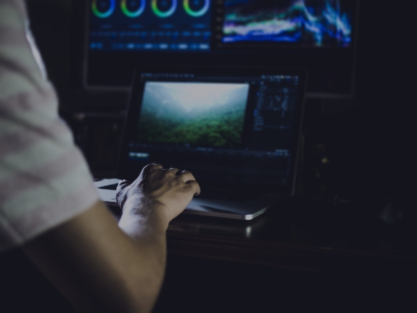 introduce_display_image_1